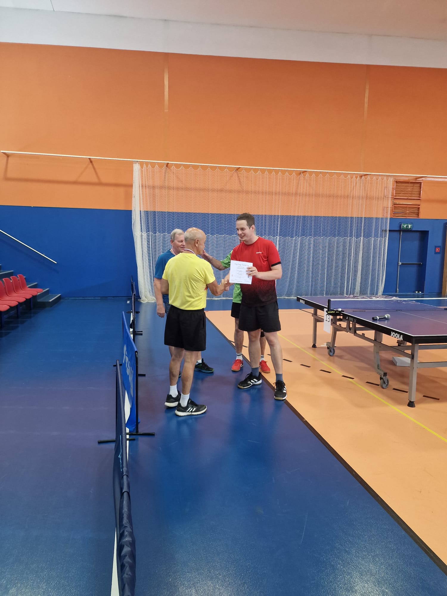 Kratochvíl Roman - předání certifikátu do Mexika